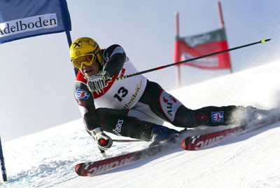 Tras un grave accidente, Maier regresó a la alta competición en enero de 2003.