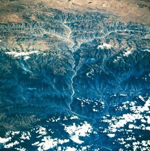 Vista de satélite de la cordillera de los Andes.