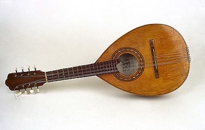 Mandolina.