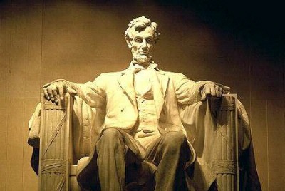 Estatua de Abraham Lincoln.